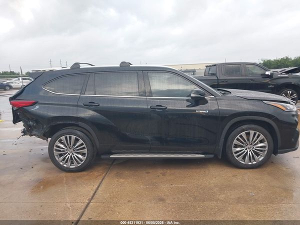 2021 TOYOTA HIGHLANDER HYBRID PLATINUM