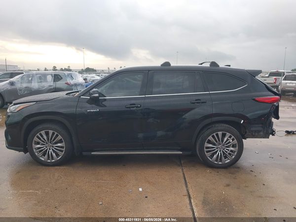 2021 TOYOTA HIGHLANDER HYBRID PLATINUM