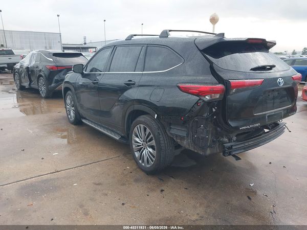 2021 TOYOTA HIGHLANDER HYBRID PLATINUM