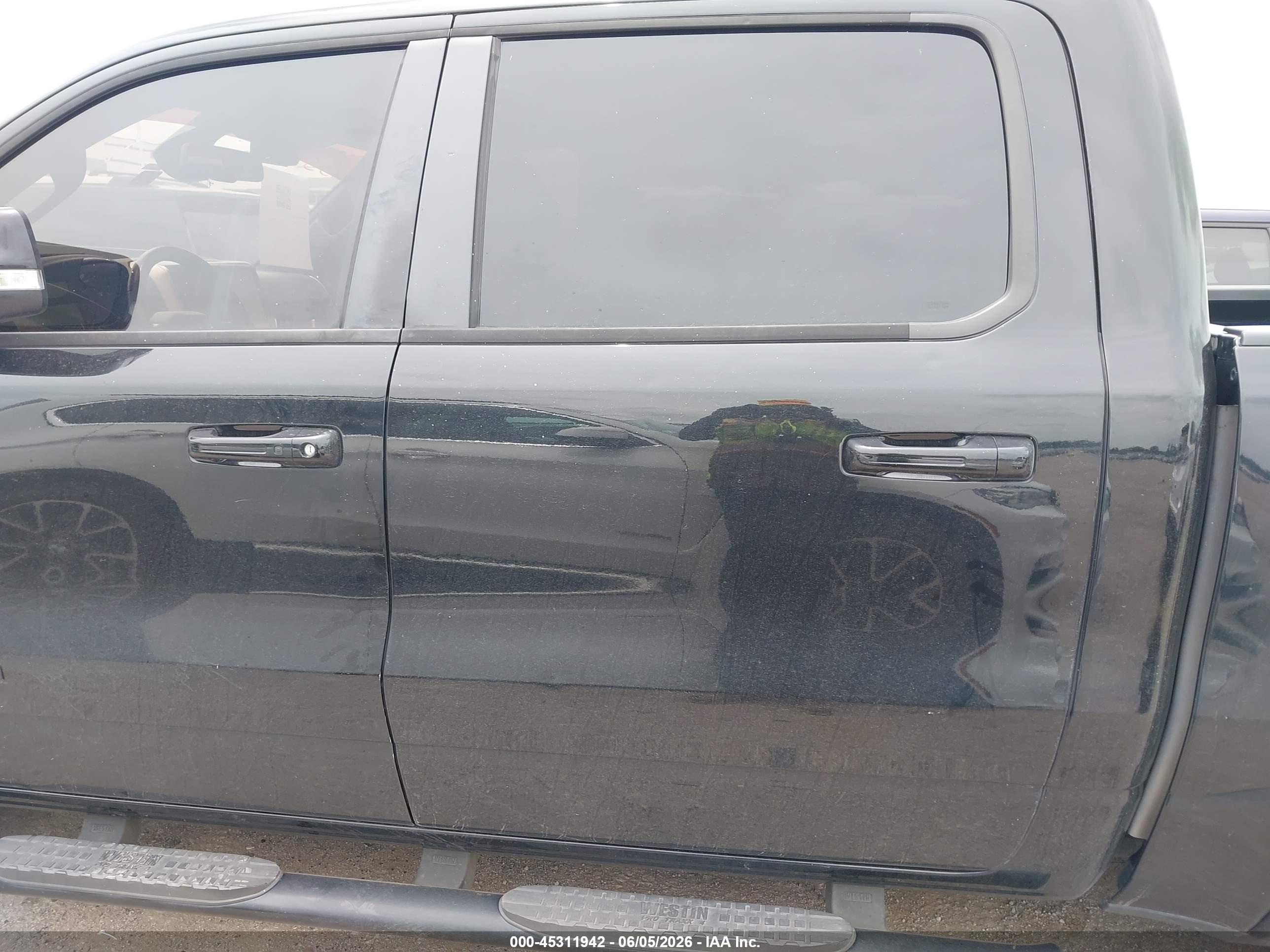 2019 RAM 1500 LARAMIE  4X2 5'7 BOX