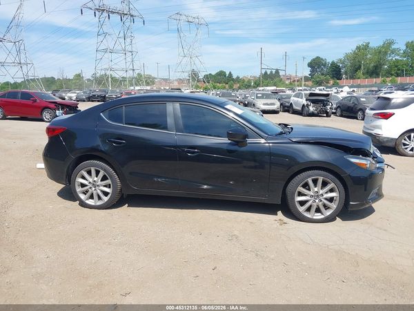 2017 MAZDA MAZDA3 TOURING