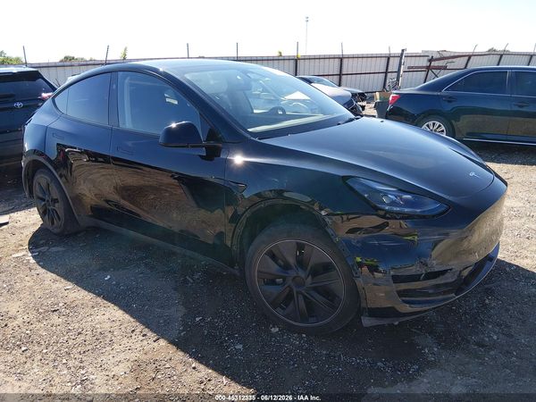 2025 TESLA MODEL Y