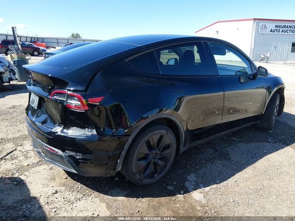 2025 TESLA MODEL Y