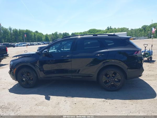 2025 KIA SPORTAGE X-LINE