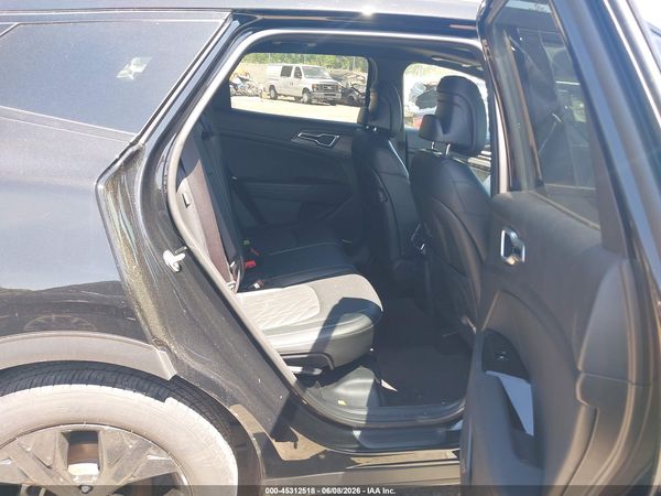 2025 KIA SPORTAGE X-LINE