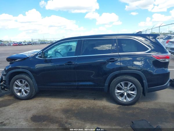 2016 TOYOTA HIGHLANDER LE PLUS V6