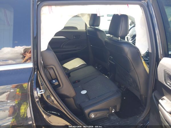 2016 TOYOTA HIGHLANDER LE PLUS V6