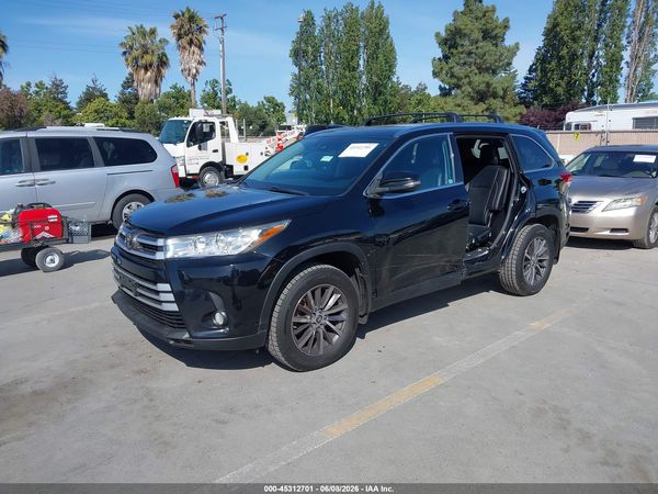2019 TOYOTA HIGHLANDER XLE