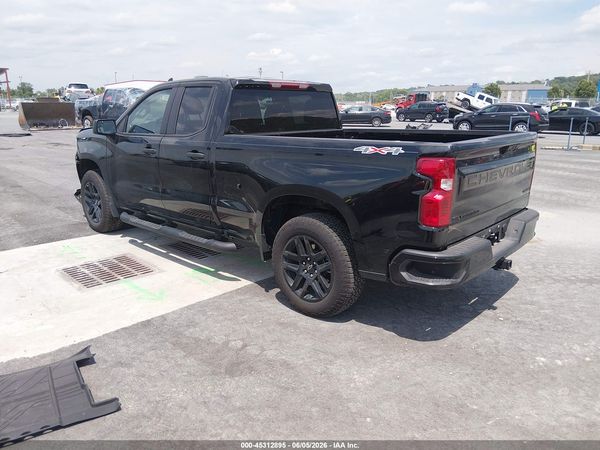 2026 CHEVROLET SILVERADO 1500 4WD  STANDARD BED CUSTOM — I3