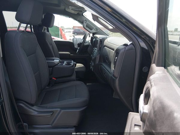 2026 CHEVROLET SILVERADO 1500 4WD  STANDARD BED CUSTOM — I5