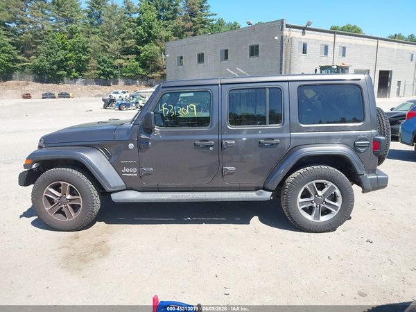 2018 JEEP WRANGLER UNLIMITED SAHARA 4X4