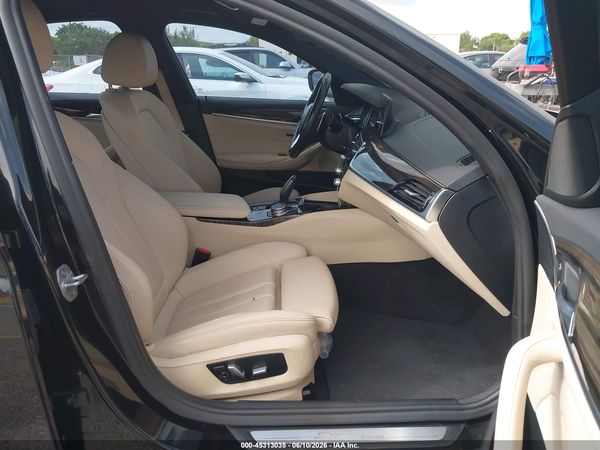 2019 BMW 530I