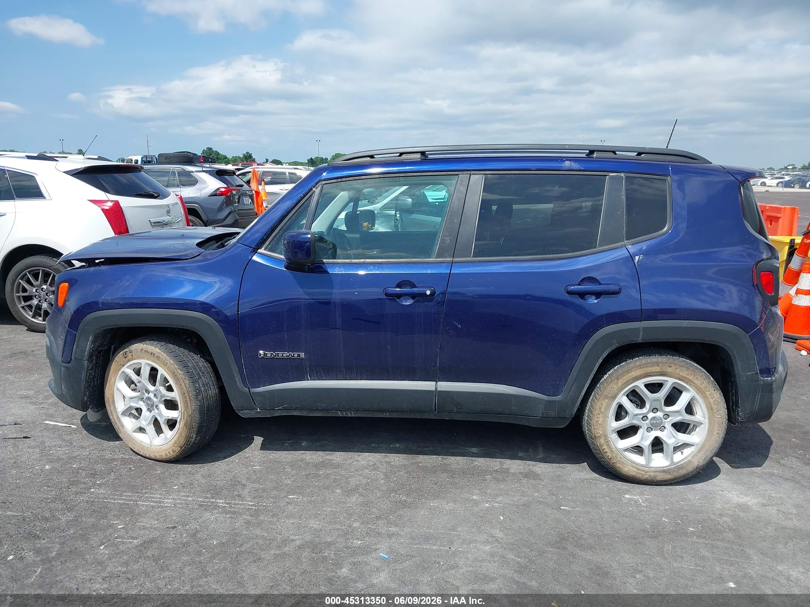 2018 JEEP RENEGADE LATITUDE FWD