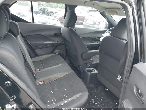 2019 NISSAN KICKS S