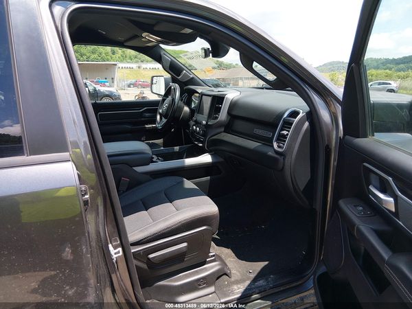 2022 RAM 1500 BIG HORN  4X4 5'7 BOX