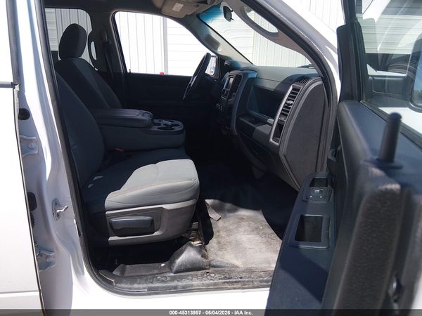 2017 RAM 1500 ST QUAD CAB 4X4