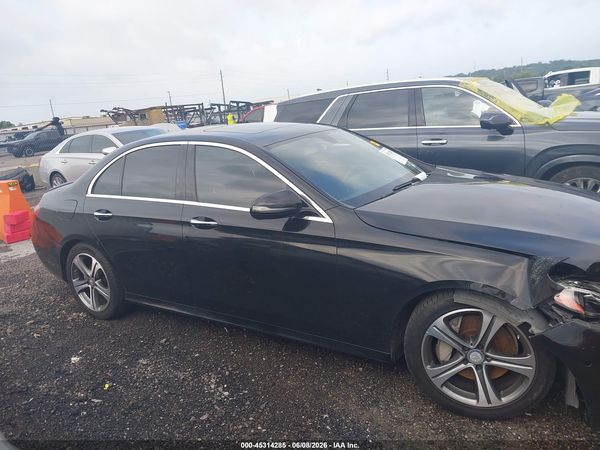 2017 MERCEDES-BENZ E 300 E300