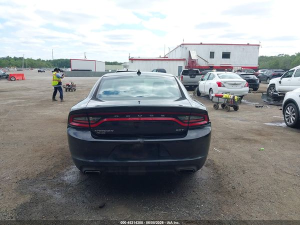 2016 DODGE CHARGER SXT