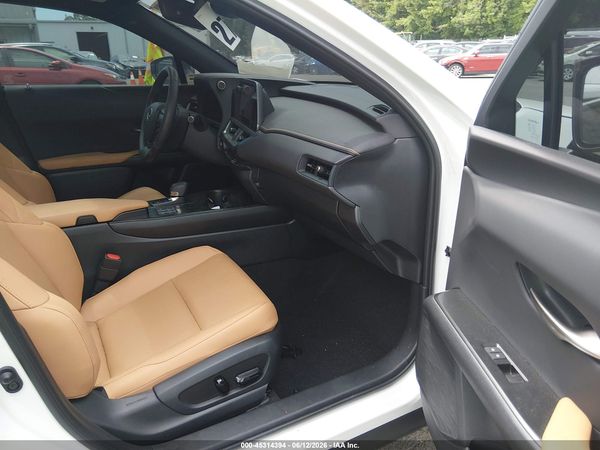 2025 LEXUS UX 300H PREMIUM