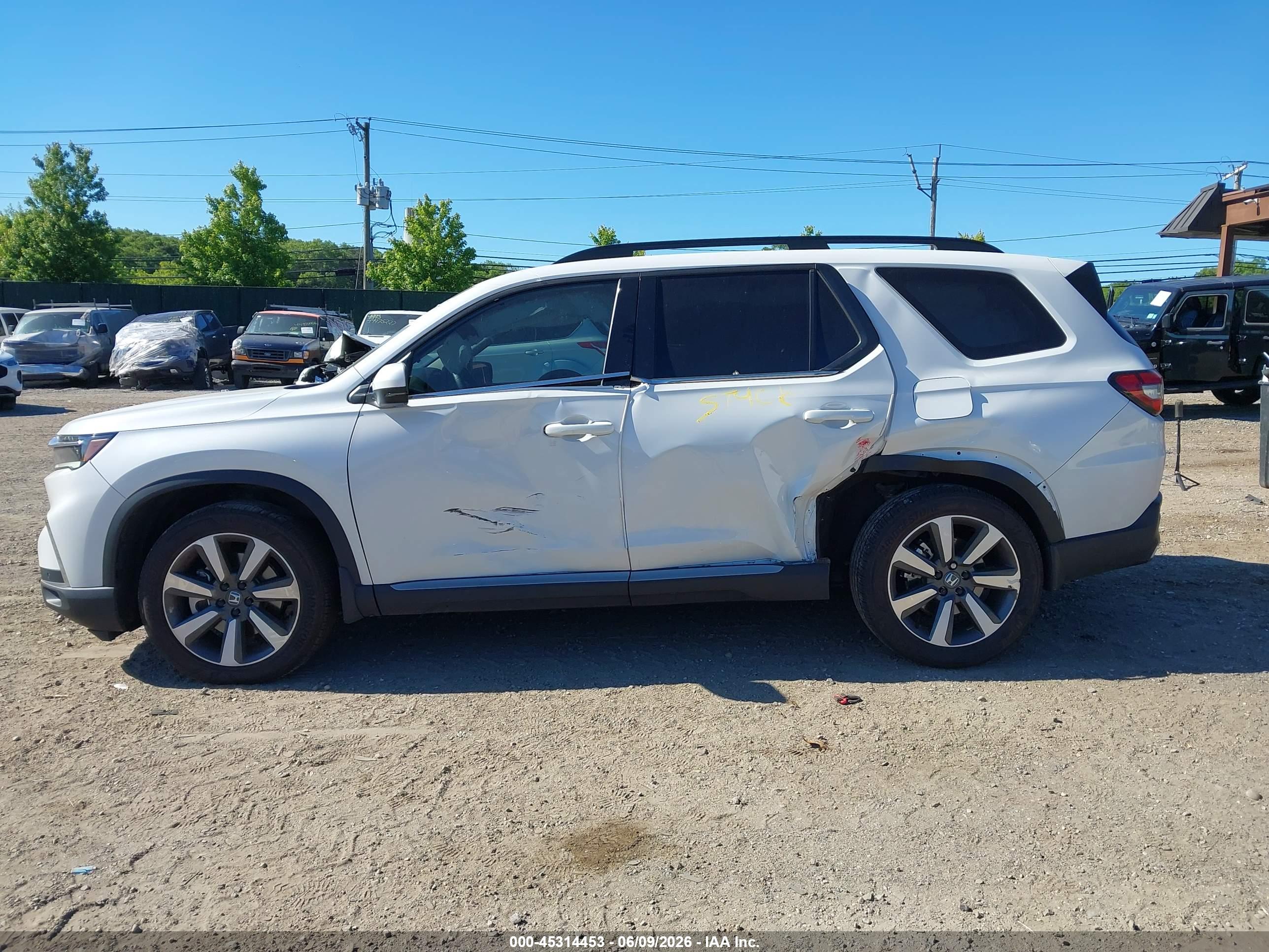 2023 HONDA PILOT AWD TOURING