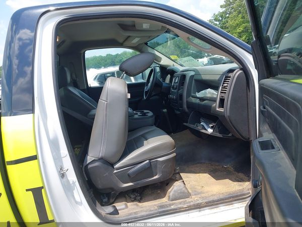 2018 RAM 1500 TRADESMAN  4X2 8' BOX