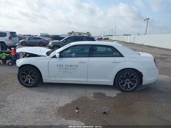 2015 CHRYSLER 300 300S — I117