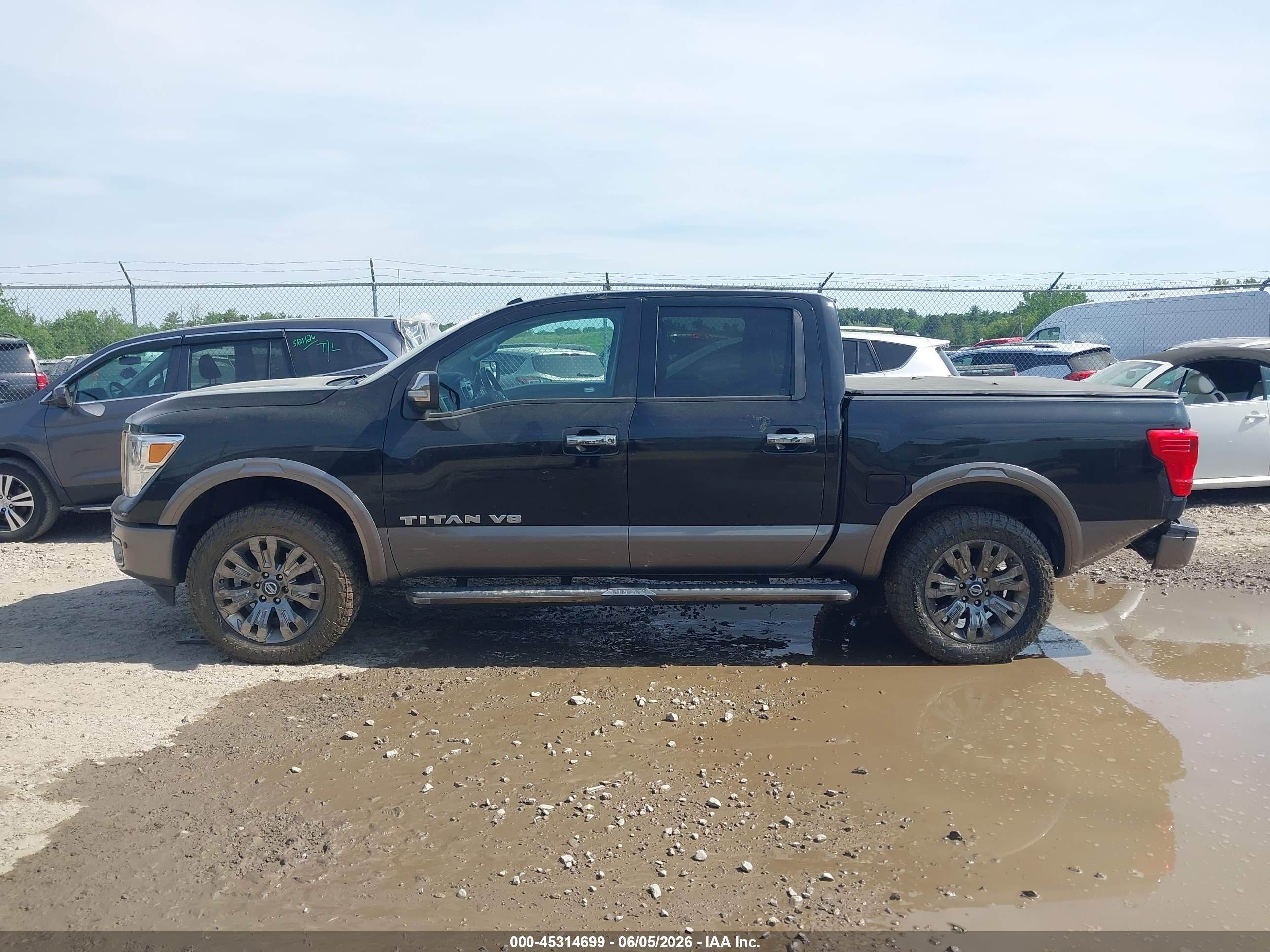 2018 NISSAN TITAN PLATINUM RESERVE