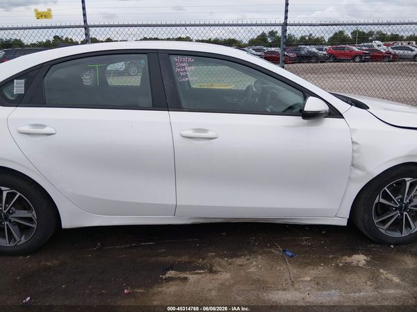 2022 KIA FORTE LXS