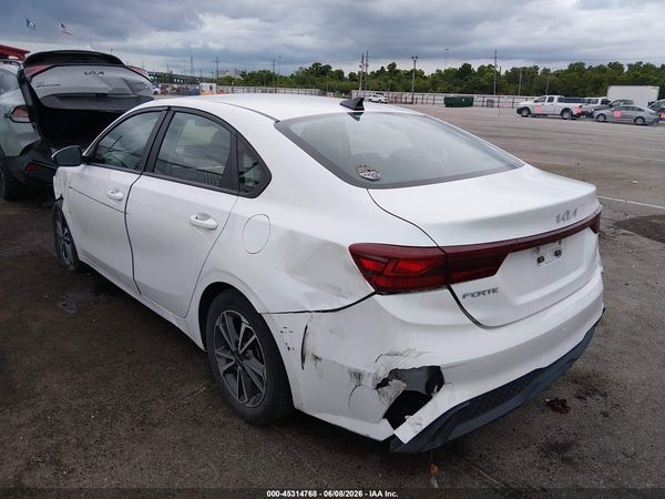 2022 KIA FORTE LXS