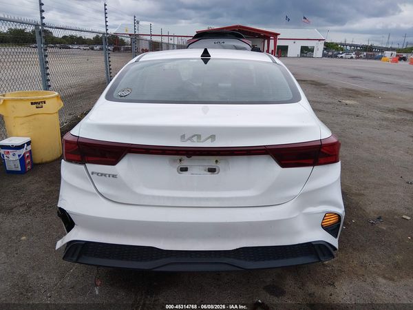 2022 KIA FORTE LXS
