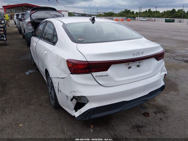 2022 KIA FORTE LXS