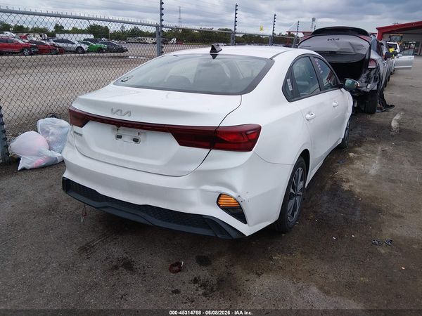 2022 KIA FORTE LXS