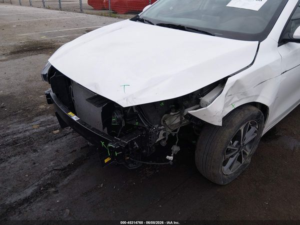 2022 KIA FORTE LXS