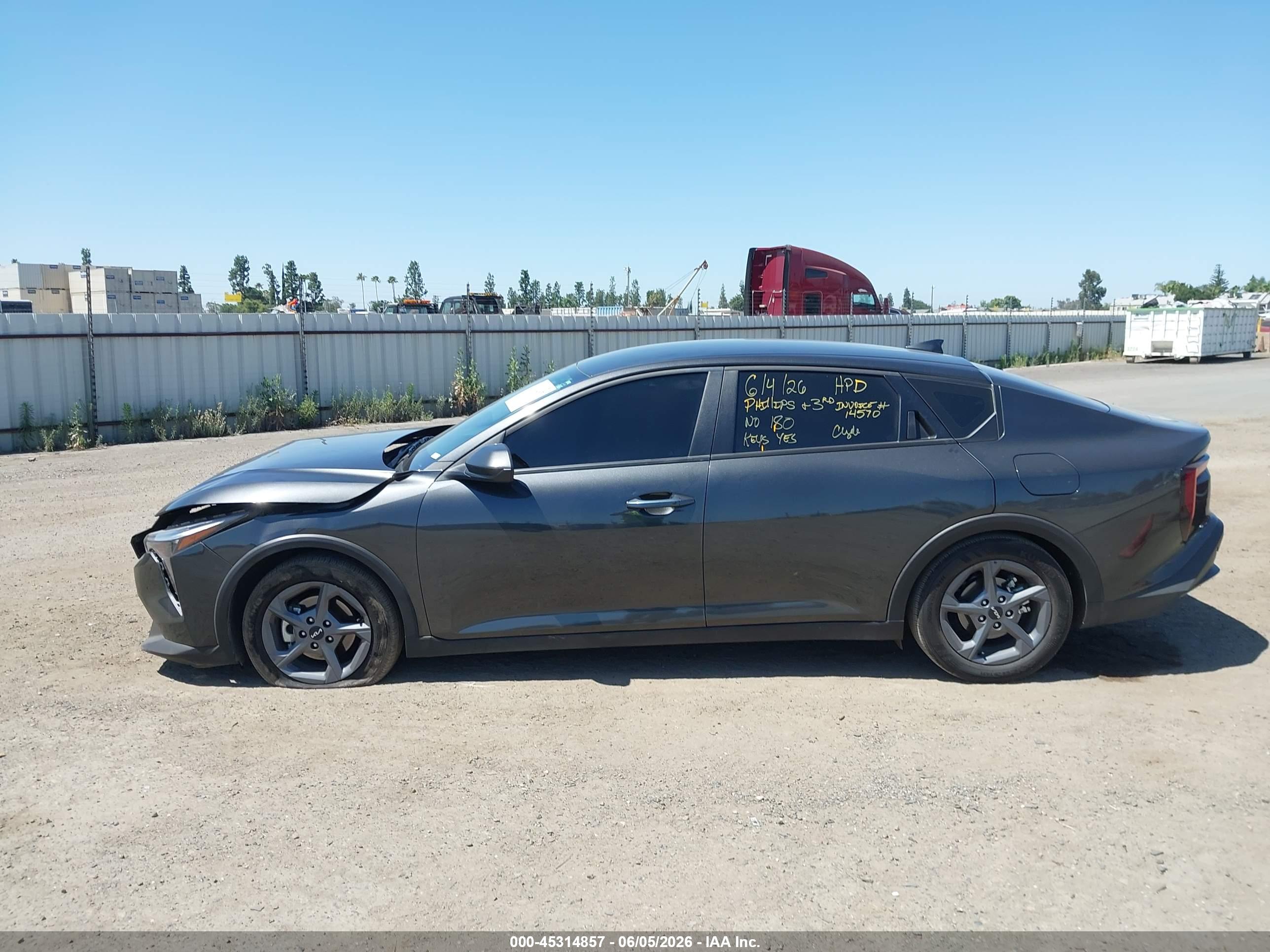 2025 KIA K4 LXS