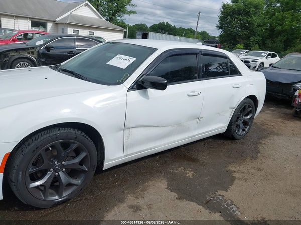 2020 CHRYSLER 300 TOURING