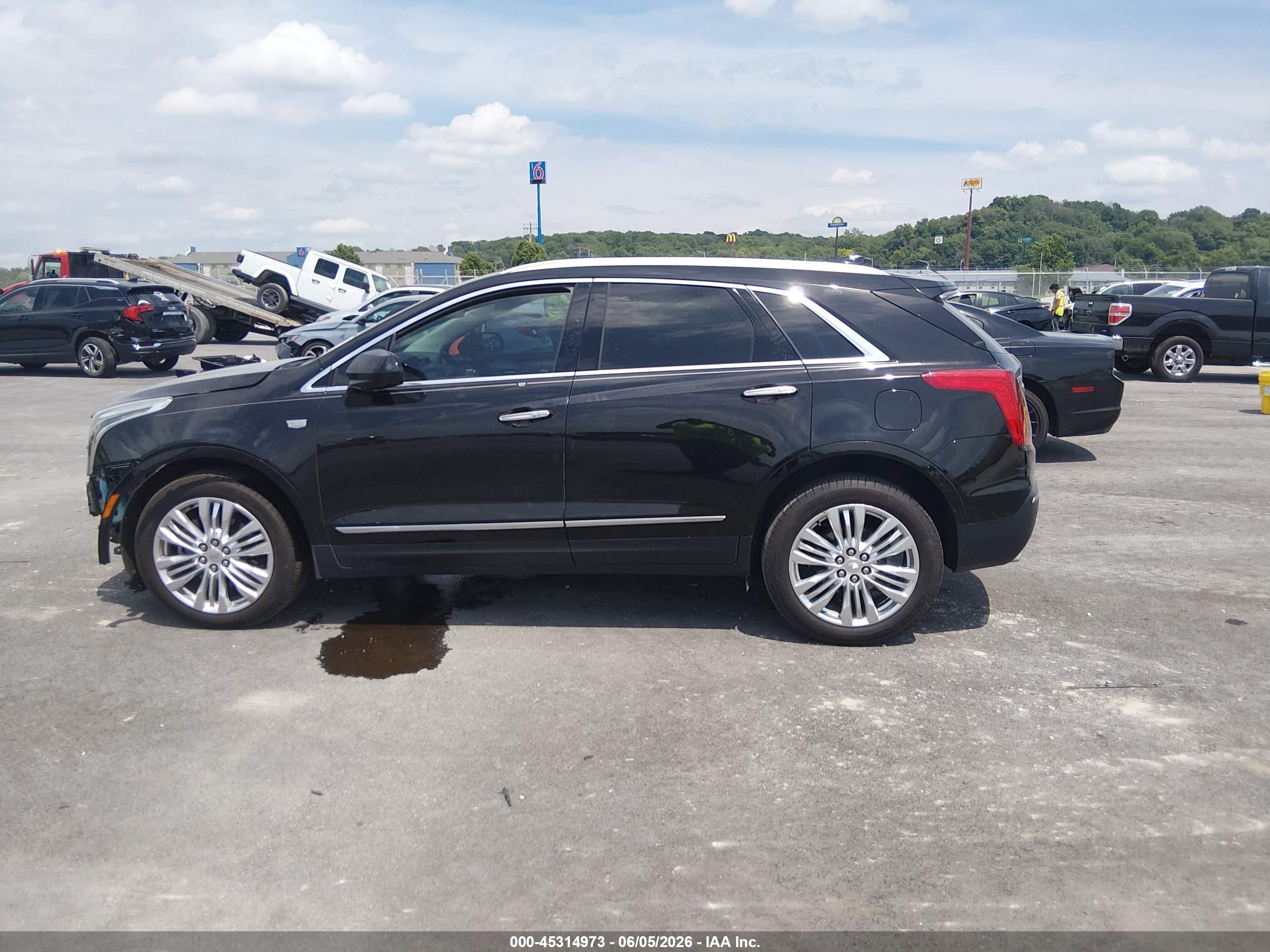 2017 CADILLAC XT5 PREMIUM LUXURY