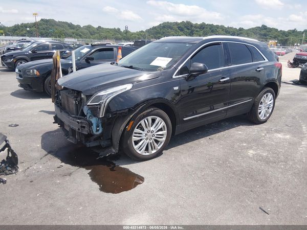 2017 CADILLAC XT5 PREMIUM LUXURY