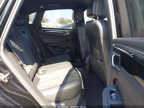 2016 PORSCHE MACAN S