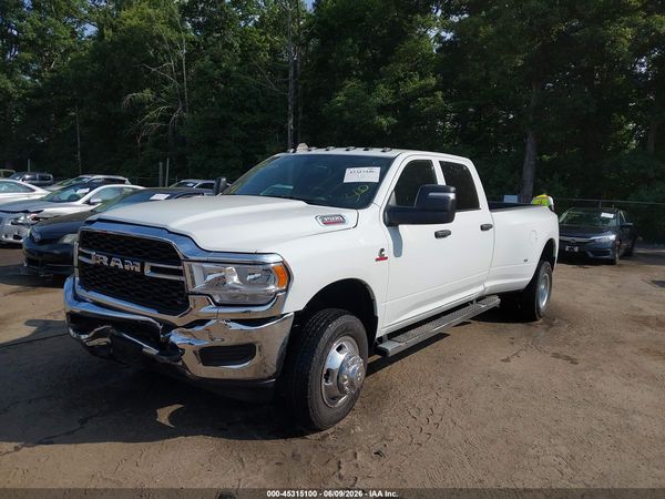 2024 RAM 3500 TRADESMAN  4X4 8' BOX