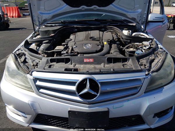 2013 MERCEDES-BENZ C 250 LUXURY/SPORT