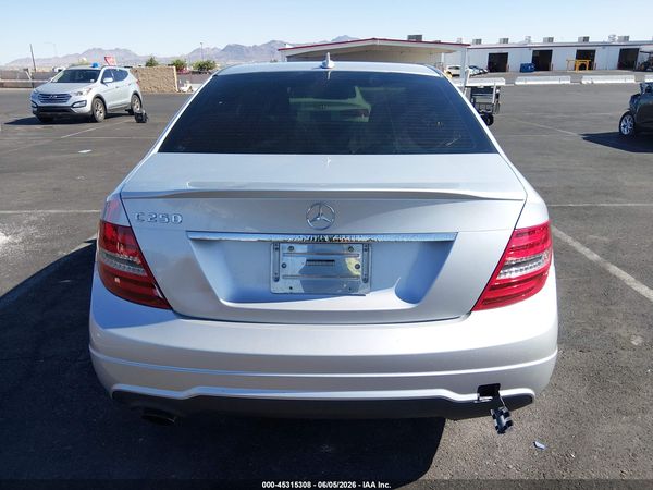 2013 MERCEDES-BENZ C 250 LUXURY/SPORT