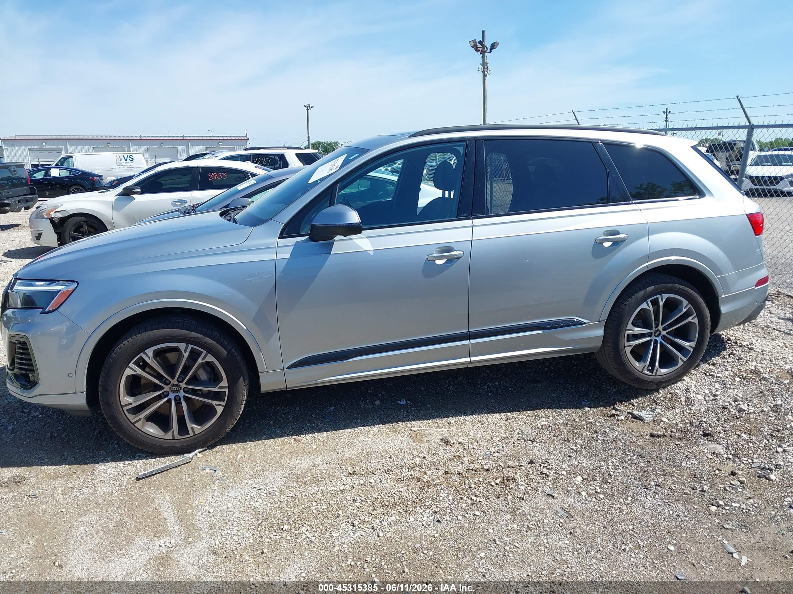 2025 AUDI Q7