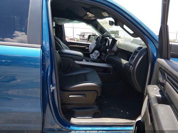 2024 RAM 1500 BIG HORN  4X4 5'7 BOX
