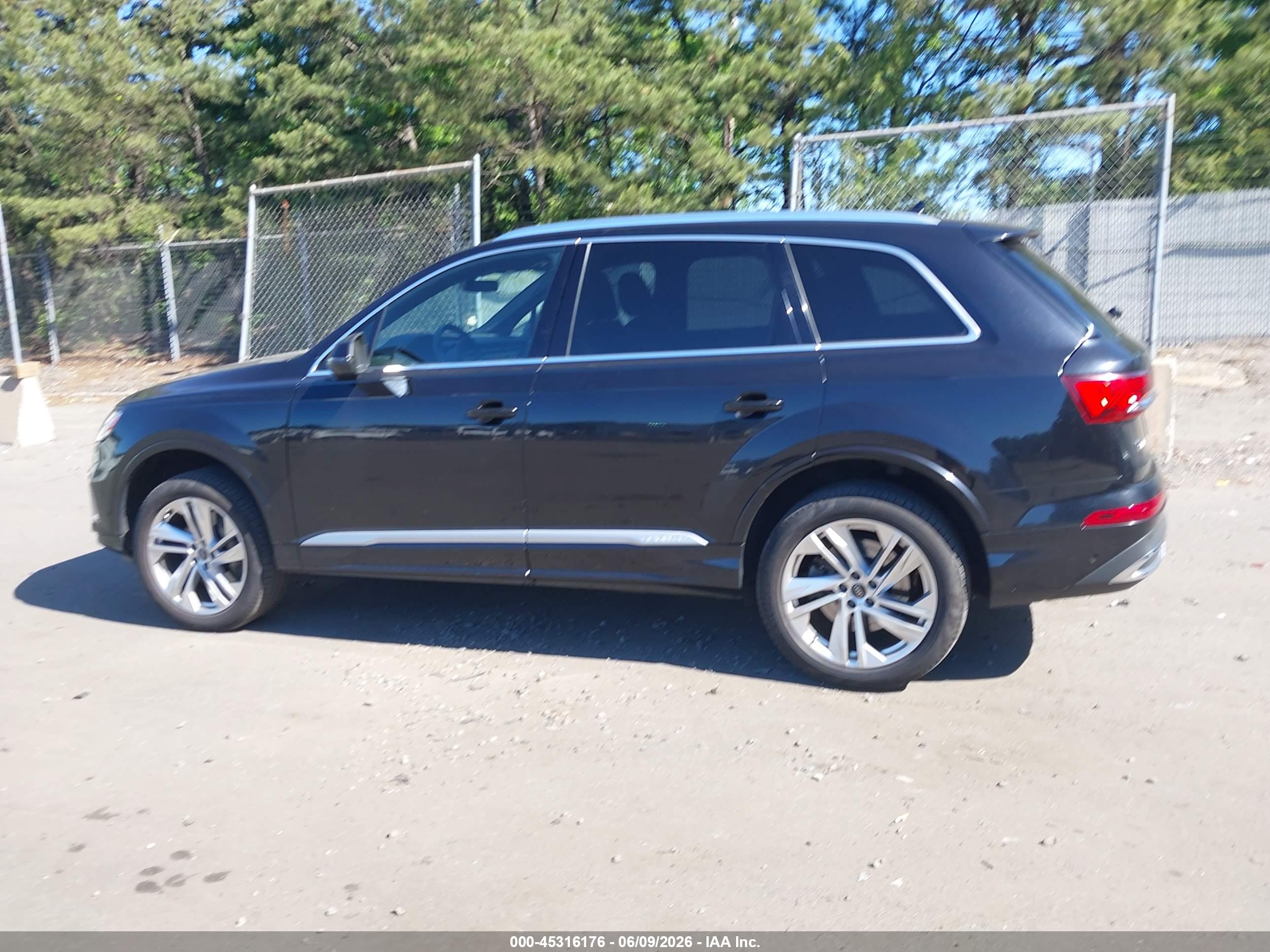 2021 AUDI Q7