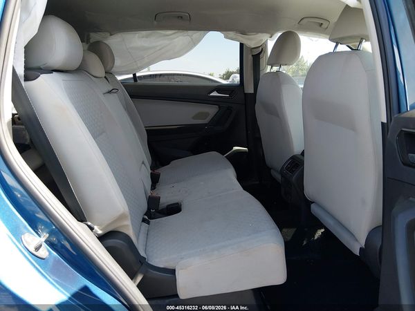 2018 VOLKSWAGEN TIGUAN 2.0T S — I8
