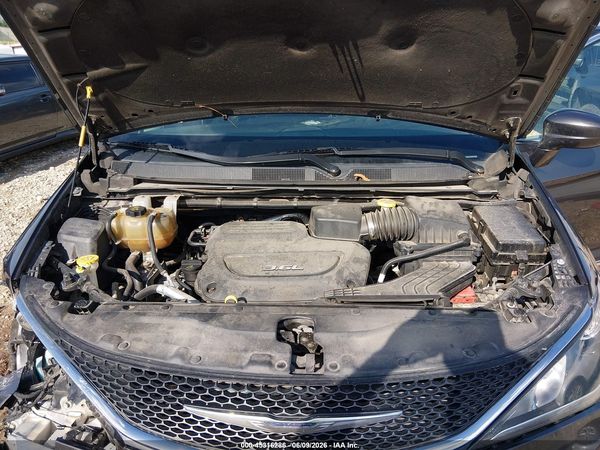 2018 CHRYSLER PACIFICA TOURING L