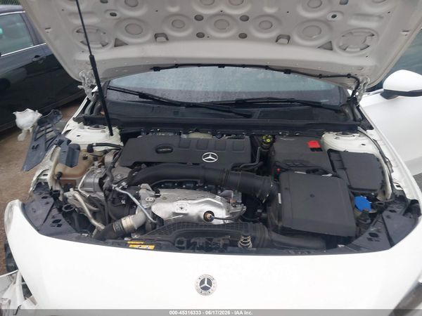 2022 MERCEDES-BENZ A 220 A220