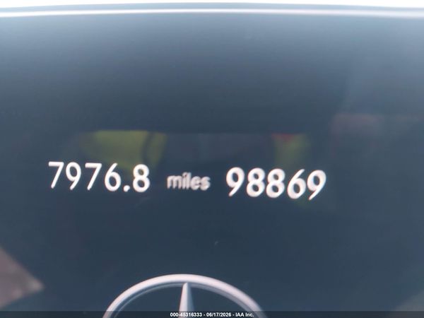 2022 MERCEDES-BENZ A 220 A220