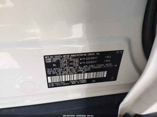 2020 TOYOTA RAV4 XLE