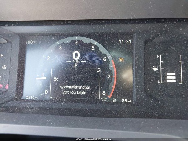 2025 TOYOTA TACOMA SR5